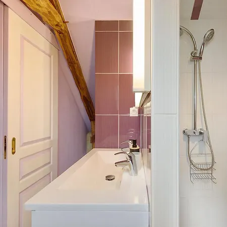 Le Bois De L'ange Guest house